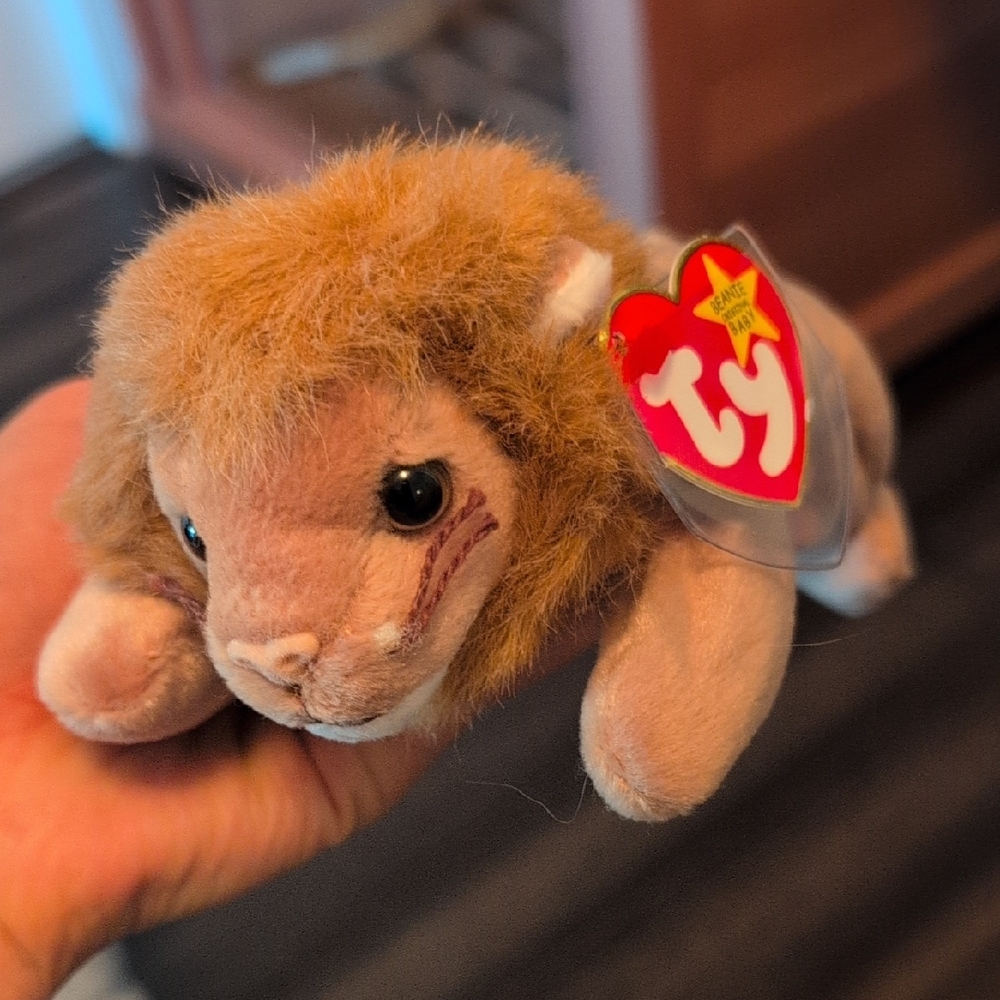 Ty Brown Plush Lion Toy for Small Pets